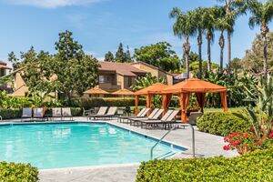 Stanford Court Apartments in Irvine For Rent Near UCI